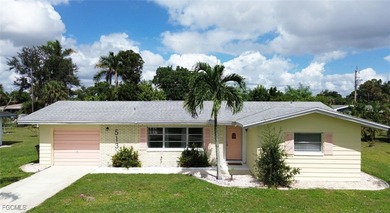 Caloosahatchee River Home For Sale in Cape Coral Florida