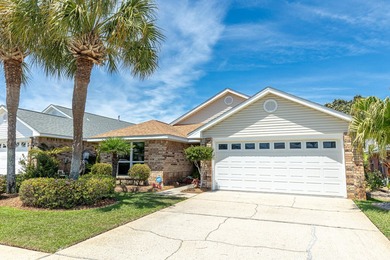Welcome to Sunsail, a charming, golf cart-friendly neighborhood - photo 2