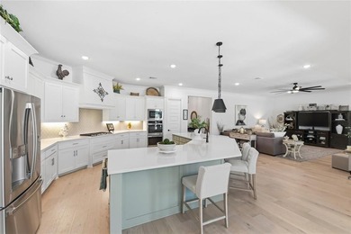 Resort Lifestyle at its best! Luxury living in this beautifully - photo 12