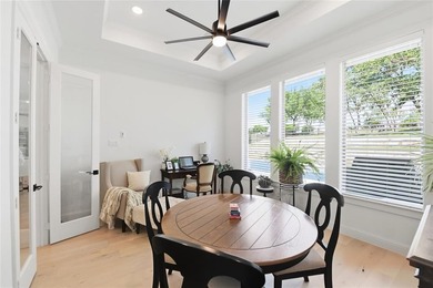 Resort Lifestyle at its best! Luxury living in this beautifully - photo 20