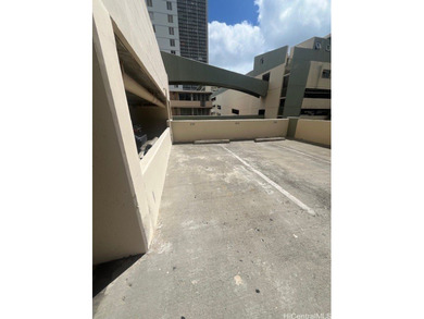 Lake Condo For Sale in Honolulu, Hawaii