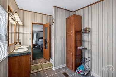 MOTIVATED SELLER AND PRICED TO MOVE!! If you've been looking for - photo 23