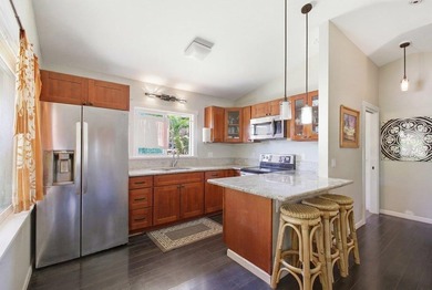 Located in the highly desirable neighborhood of Maui Meadows - photo 38