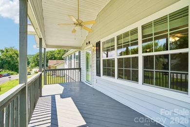 3 Bedroom, 2 Bath home in the desirable Meadows of Etowah! - photo 7