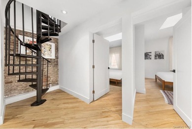 Experience luxurious loft living in this 3-Bedroom + Office - photo 8