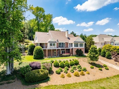 Lake Home For Sale in Seneca, South Carolina