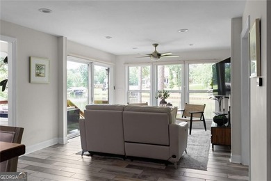 Welcome to your fully renovated Lake Sinclair waterfront retreat - photo 4