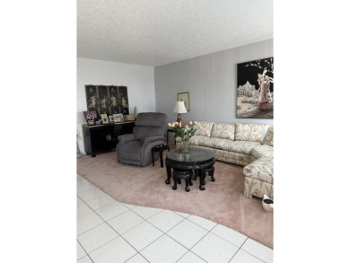 Lake Condo For Sale in Boca Raton, Florida