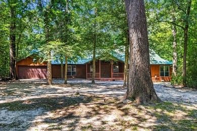 Lake Home For Sale in Holly Lake Ranch, Texas