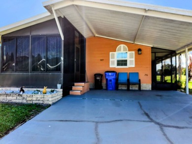 East Lake Tohopekaliga Home For Sale in Saint Cloud Florida