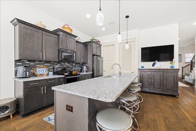 COASTAL BEACH HOME in the sought-after Frangista Beach - Third - photo 22