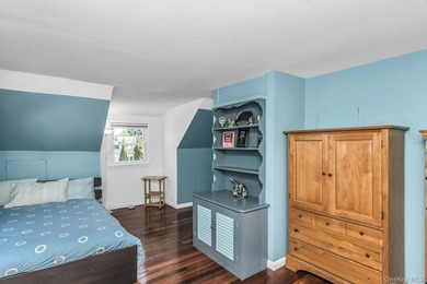 Welcome to this charming and beautifully maintained Cape Cod - photo 24