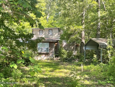 Lake Lot Sale Pending in Crossville, Tennessee