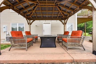 This custom-built one-and-a-half story home over a full walk-out - photo 32