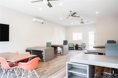 323 Culver Blvd - photo 6