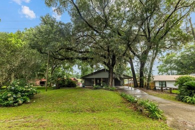 Completely Remodeled Lakefront Cottage on Beautiful Lake - photo 1
