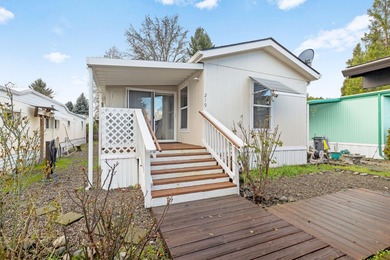 Rogue River Home For Sale in Grants Pass Oregon