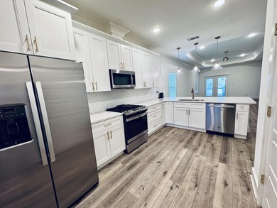 Approximately 2,200 square feet of inviting living space awaits - photo 10