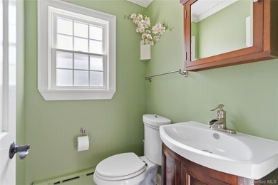 Move right into this custom Expanded Cape set on just over an - photo 7