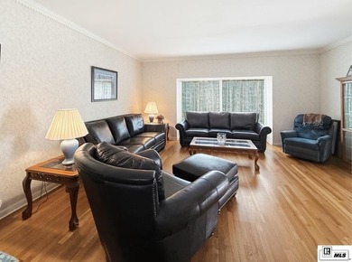 7-bedroom, 3.5-bath waterfront home is on one of the best lots - photo 12