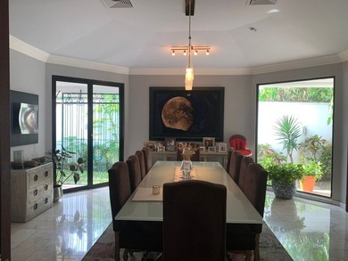 Luxury House for Sale in Altos del Golf, Panama

Exclusive - photo 15