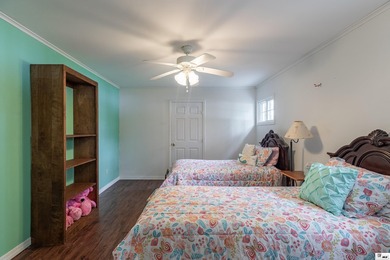 7-bedroom, 3.5-bath waterfront home is on one of the best lots - photo 16