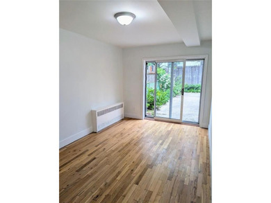 Bensonhurst / Bay Parkway. Large 2 Family Brick with Private - photo 4