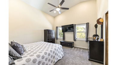 Newer 3 Unit Multi-Famly on Tichigan Lake! - photo 18