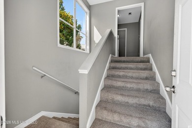 Welcome to this beautiful Biloxi home located in a well-kept - photo 28