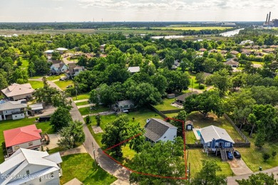 Welcome to this beautiful Biloxi home located in a well-kept - photo 42