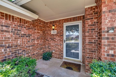 Welcome home to this well-priced 3 bedroom, 2 bath gem in - photo 2