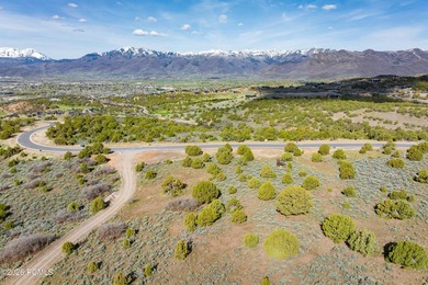 Set within the prestigious Uinta Ridge neighborhood of Red - photo 10