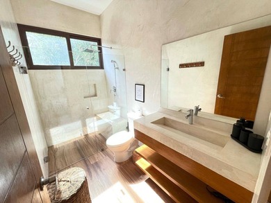 La Veleta, Tulum, Quintana Roo
Asking Price USD 550,000
Turnkey - photo 14