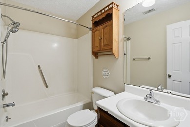 Located on the southside of Savannah and conveniently close to - photo 16