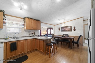 Looking for an affordable Lake Getaway! Look no further! This - photo 19