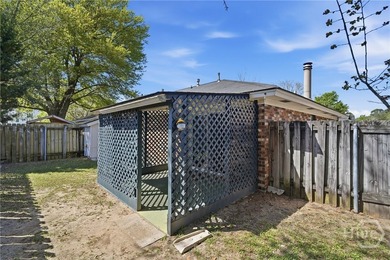 Located on the southside of Savannah and conveniently close to - photo 23