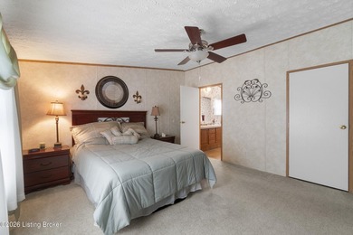Looking for an affordable Lake Getaway! Look no further! This - photo 26