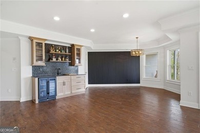 Wake up to panoramic views of the 14th fairway and distant North - photo 29