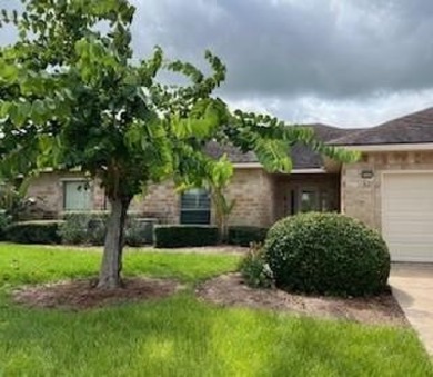 Lake Townhome/Townhouse For Sale in Laguna Vista, Texas