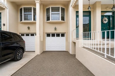 Gorgeous 1-family, 3-bedroom, 2.5-bath home in excellent move-in - photo 3