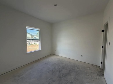 Another stunning creation by Deluxe Custom Homes! This 4-bedroom - photo 13