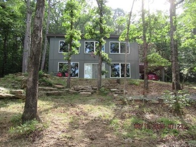 Greers Ferry Lake Home For Sale in Fairfield Bay Arkansas