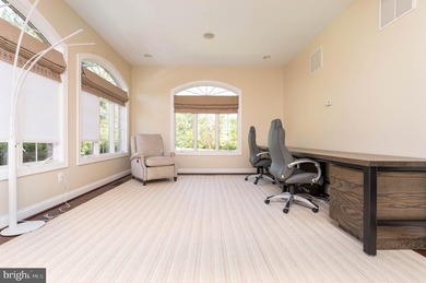 Set within the prestigious gated golf course community of - photo 40