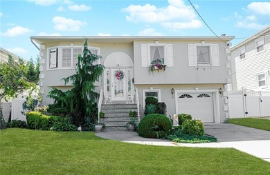 This beautiful detached single-family home is situated on a - photo 2