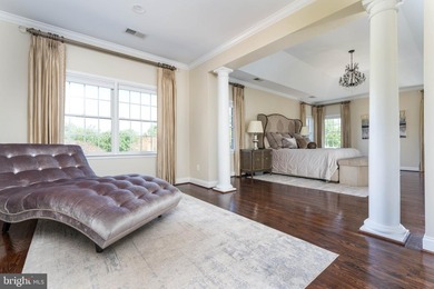 Set within the prestigious gated golf course community of - photo 48