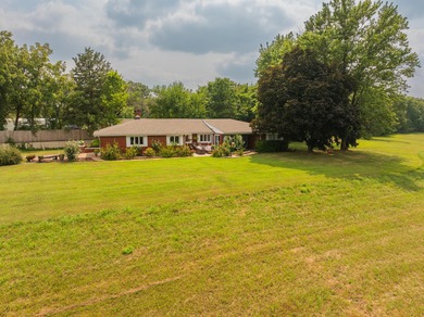 (private lake, pond, creek) Home For Sale in Urbana Missouri