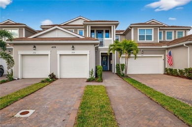 (private lake, pond, coastal) Condo For Sale in Naples Florida