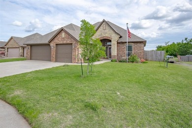 (private lake, pond, creek) Home For Sale in Moore Oklahoma