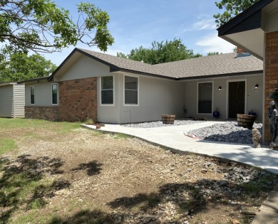 Arbuckle Lake Home - Lake Home For Sale in Sulphur, Oklahoma