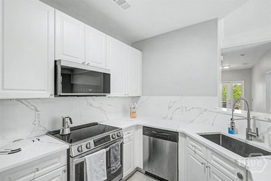 Rare Carriage House unit in the gated, maintenance-free - photo 25